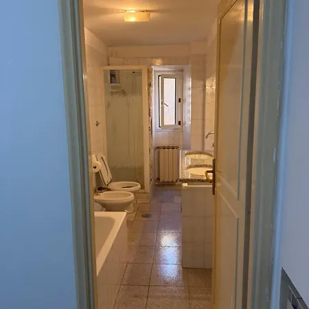 Bella Πανσιόν *